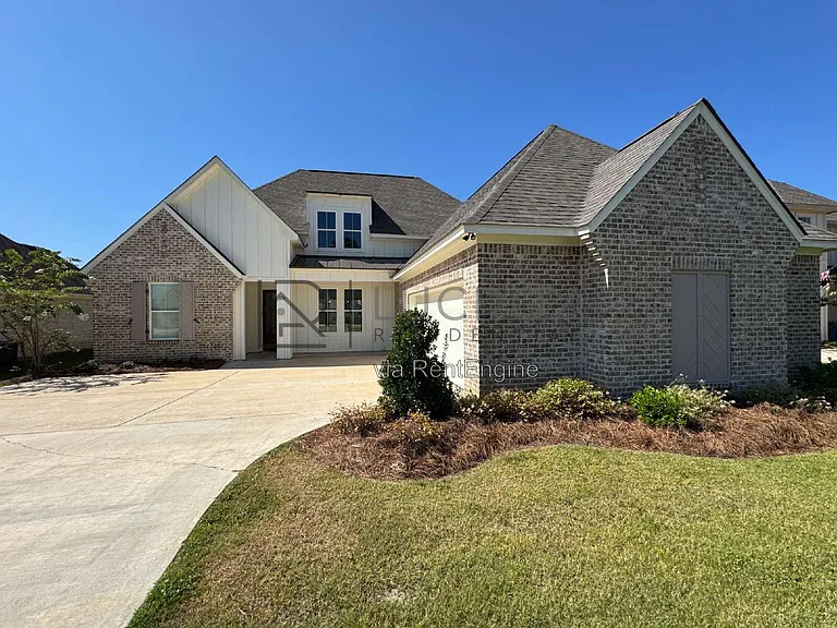203 Baleigh Dr — Photo 1