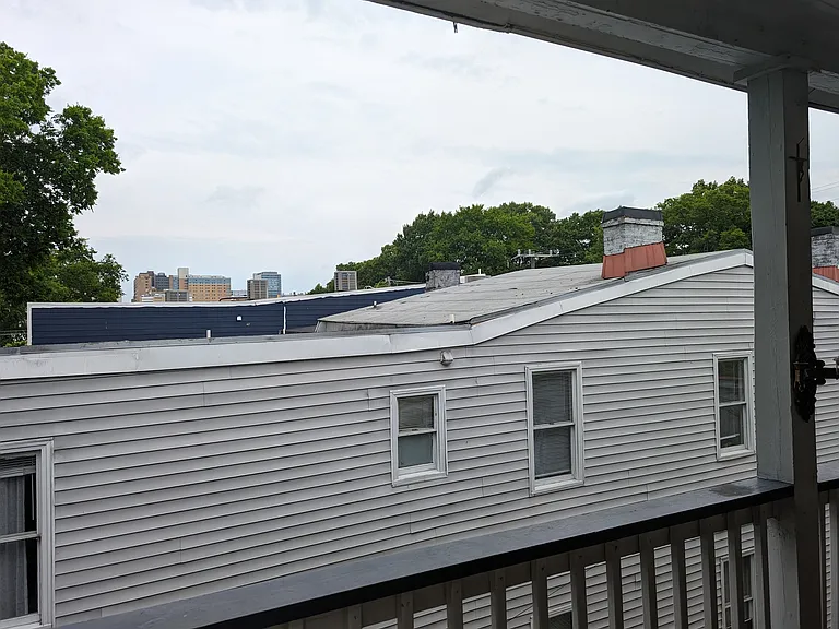 2115 E Marshall St #A — Photo 29