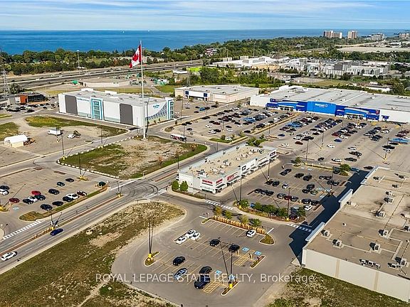 4th image of 23 Centennial Pkwy S