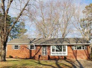 102 Laurel Ct, Newport News, VA 23605