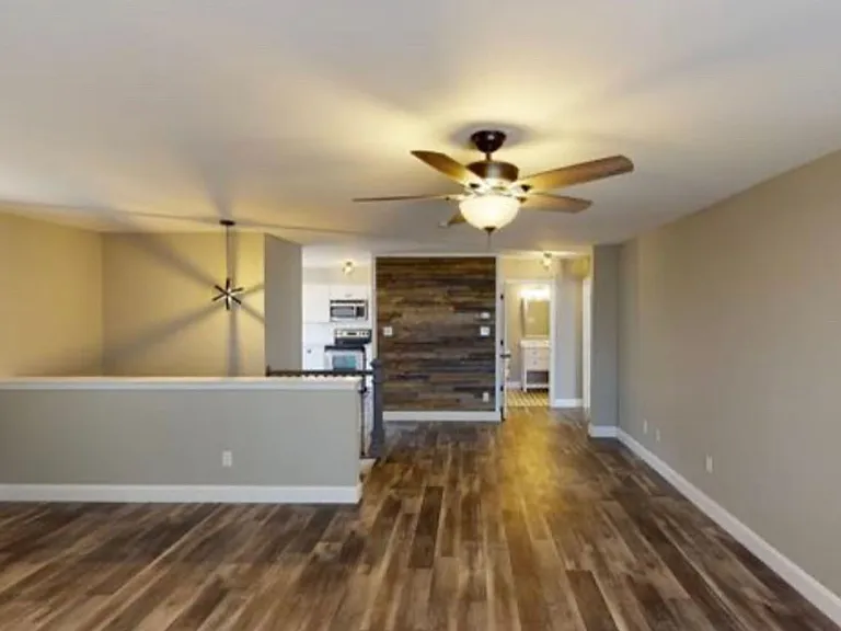 750 E Fishers Creek Rd — Photo 6