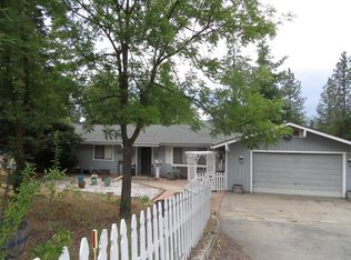 49771 Pierce Pl, Oakhurst, CA