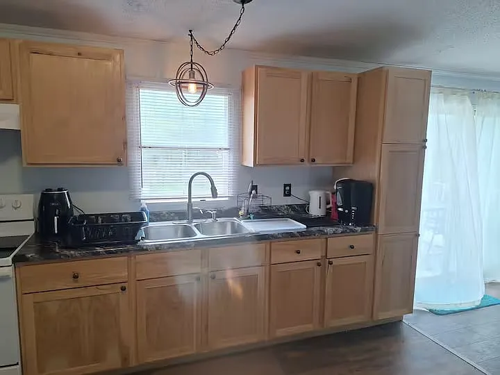 1782 Choctaw Ln — Photo 7
