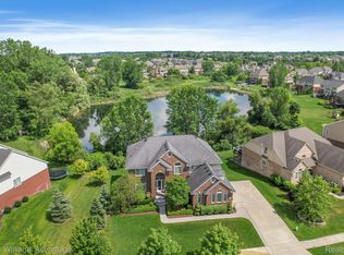 24670 Brompton Way, South Lyon, MI 48178