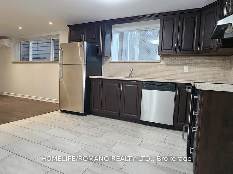 177 Robina Ave #C — Photo 2