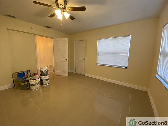 3rd image of 622 NW 1st Way