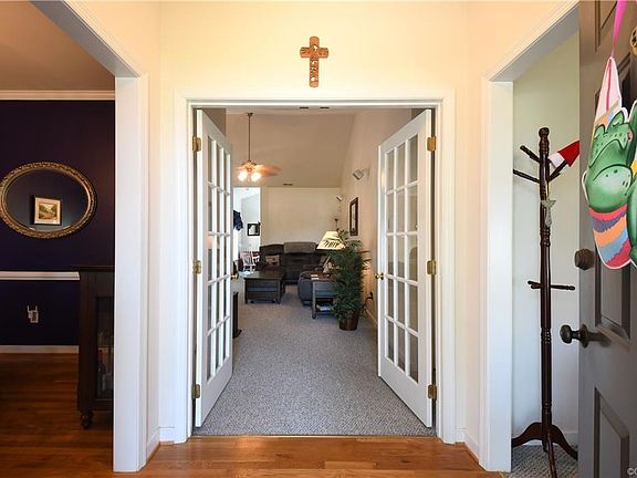 4th image of 8759 Kaitlin Ct