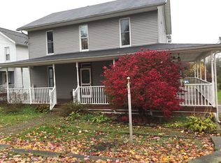 138 Community Rd, Cranberry, PA 16373