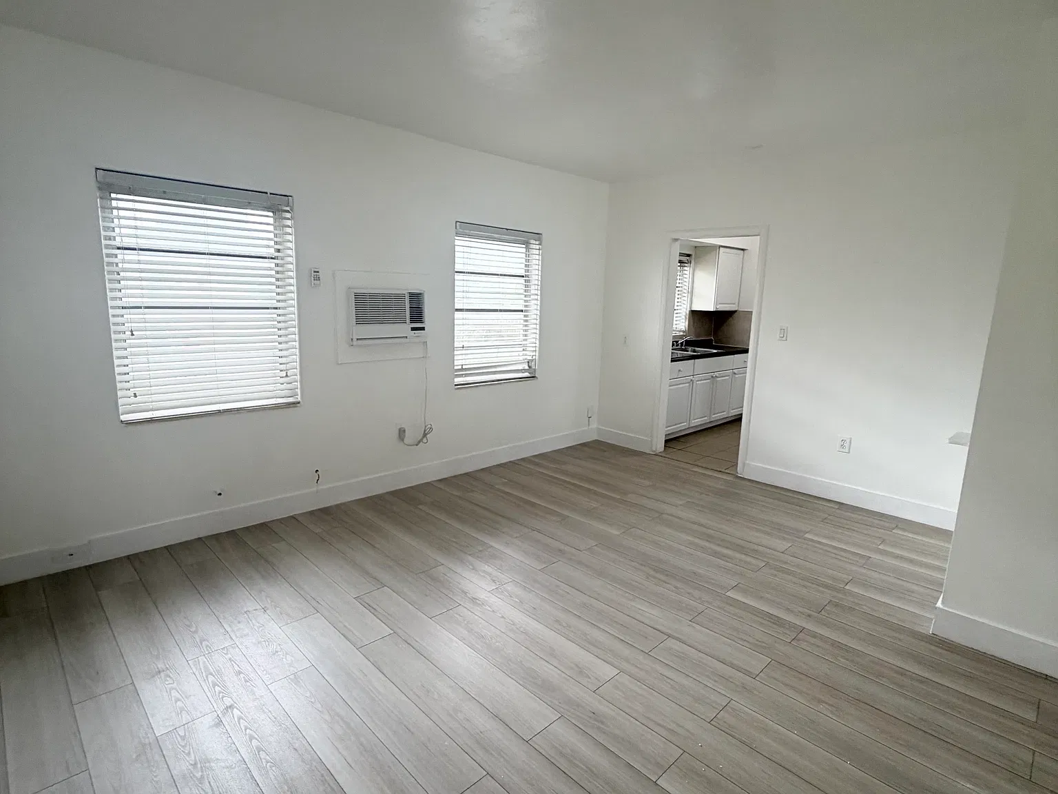 1 bed, 490 sqft, $1,800 — Photo 3