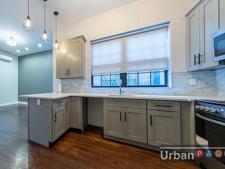1111 Clarkson Ave #2F — Photo 1