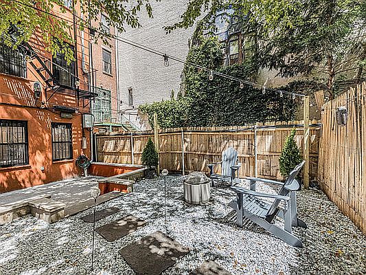 5th image of 8 W 127th St APT G