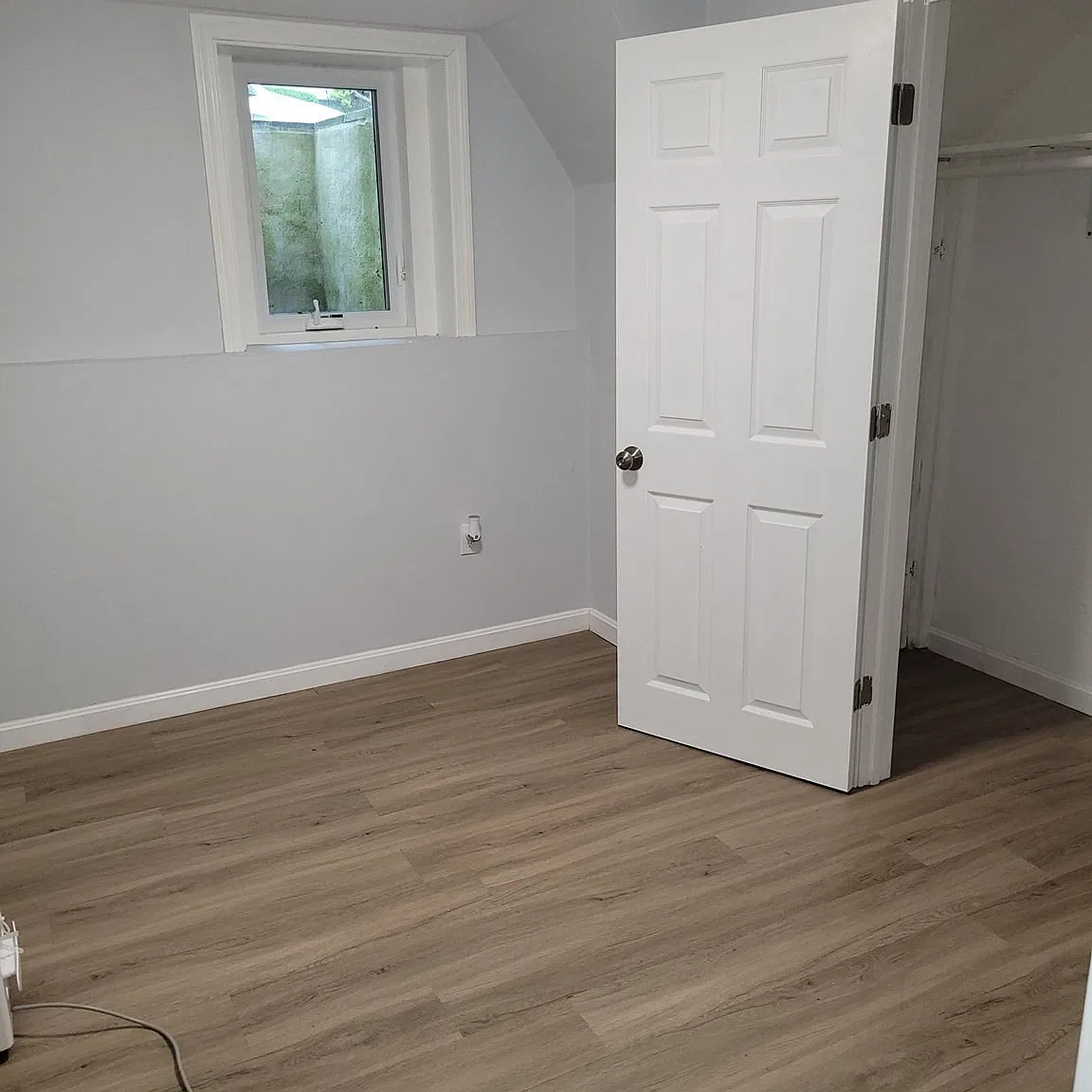 2 bed, 1150 sqft, $2,700 — Photo 2