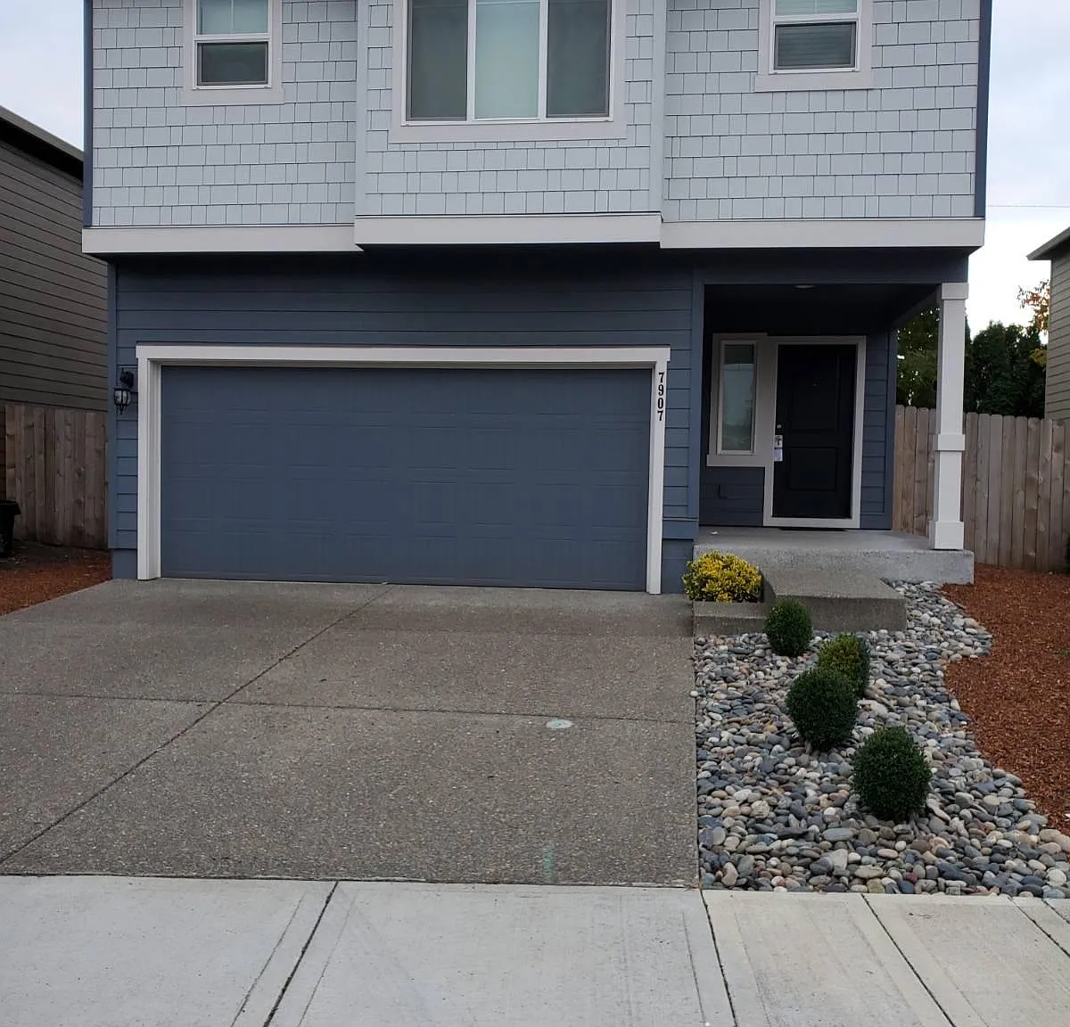 7907 NE 92nd Ave — Photo 1