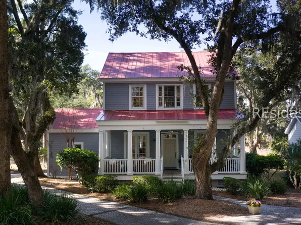 11 River Place Xing, Daufuskie Island, SC 29915