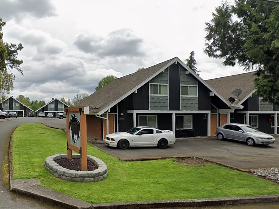 Chalet Villa Apartments