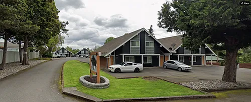 Chalet Villa Apartments Photo 1