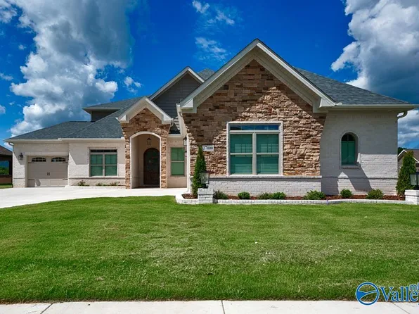 17000 River Pier Dr SE, Huntsville, AL 35803