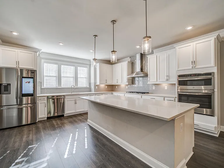 1363 Harris Way NE — Photo 18