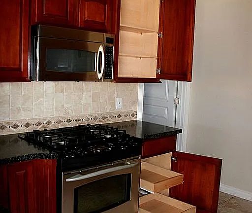 2nd image of 1719 Camino Pacifico
