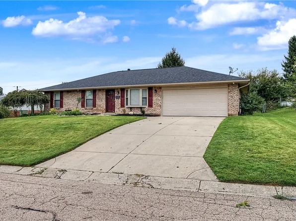 6230 Seven Pines Dr, Dayton, OH 45449