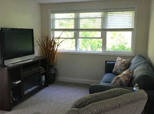 N3090 Satinwood Rd, Lake Geneva, WI 53147