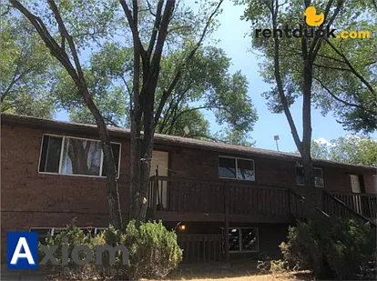 674 W Cedar — Photo 2
