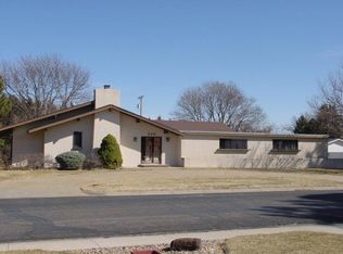 520 Maple Ave, Oakley, KS 67748