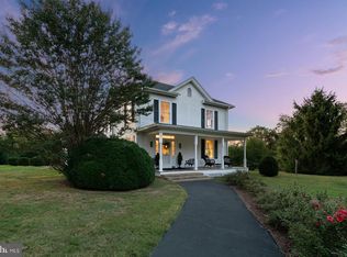 10 Jptsels Ln, Amissville, VA 20106