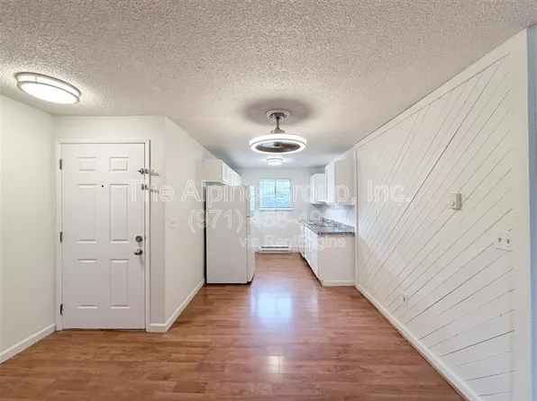 12220 SW Calico Ct, Beaverton, OR
