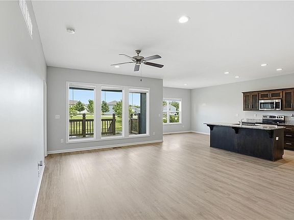 5th image of 21709 N Ridge Ct