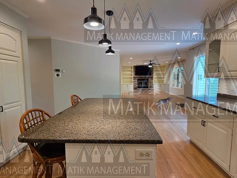 1420 Ridge Cliff Ln NE — Photo 19