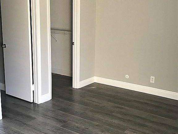 Master with walk in closet