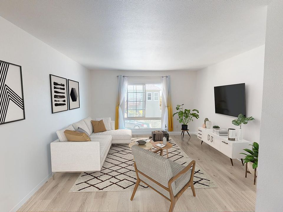 Optionally furnished common areas! Common areas can come beautifully furnished by our in-house design team for an additional fee.