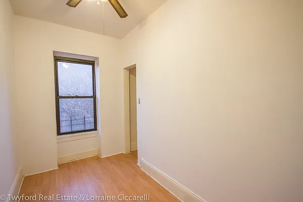 Rented by Twyford Real Estate | media 47