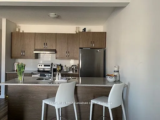 827 Kleinburg Dr E — Photo 6