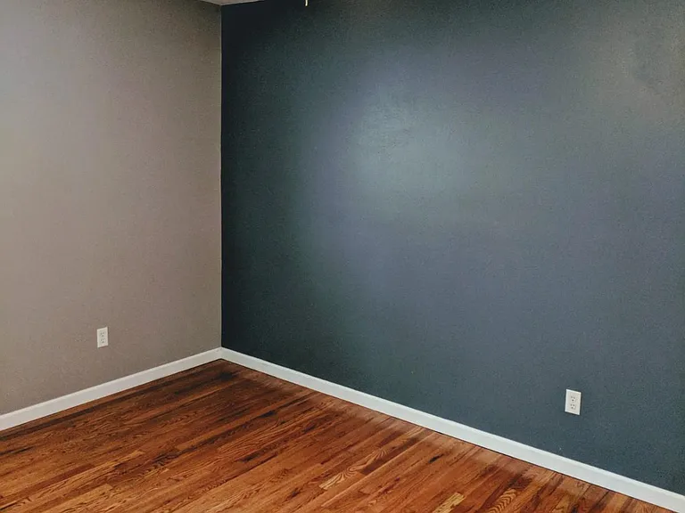 1239 Kraft St — Photo 11