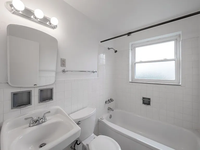 810 Perry Hwy — Photo 12