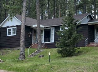 317 N 1st St, Custer, SD 57730