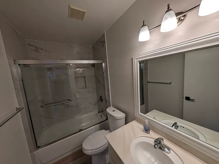12801 Oakfield Way — Photo 4