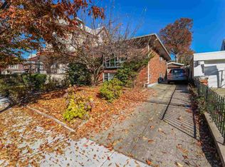 18 Bellevue St, Weehawken, NJ 07086