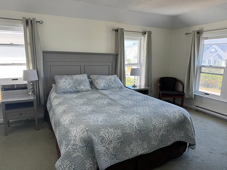 72 Oceanside Dr — Photo 17