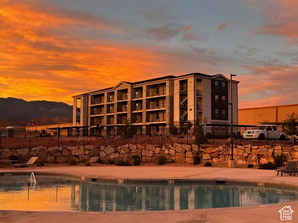 290 N Lone Rock Dr #105, Hurricane, UT 84737