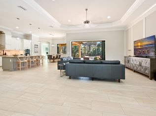 1467 Mockingbird Dr, Naples, FL 34120