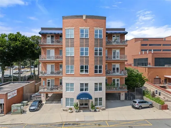 851 W 4th St Unit 20, Winston Salem, NC 27101