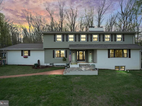 7360 Bear Wallow Dr, Warrenton, VA 20186