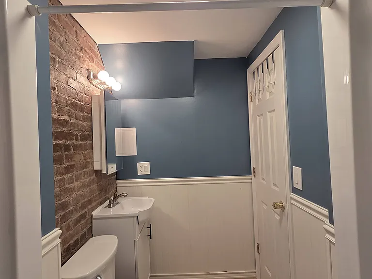 53 Gardner Ave #1 — Photo 16