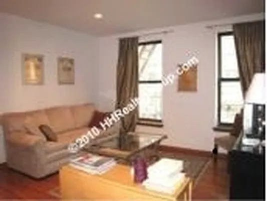 Rented by HH Realty | media 2