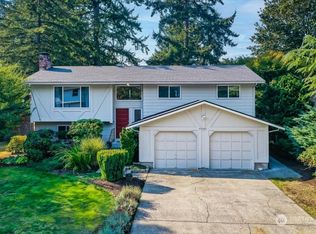 22904 40th Pl W, Mountlake Terrace, WA 98043