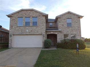 3925 Mantis St, Fort Worth, TX 76106