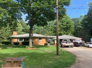 1448 S Hilton Park Rd, Muskegon, MI 49442